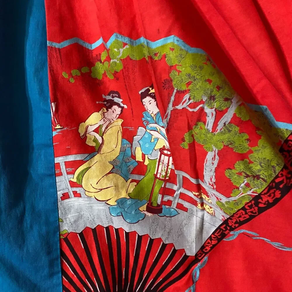 #5740 Womens Red and Blue Half Apron With Japanese Geishas